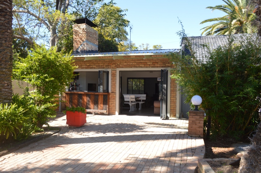 4 Bedroom Property for Sale in Flamwood North West